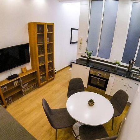 Piso Vip Anton Martin. Madrid Centro. Apartment Екстериор снимка