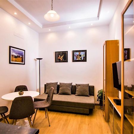 Piso Vip Anton Martin. Madrid Centro. Apartment Екстериор снимка