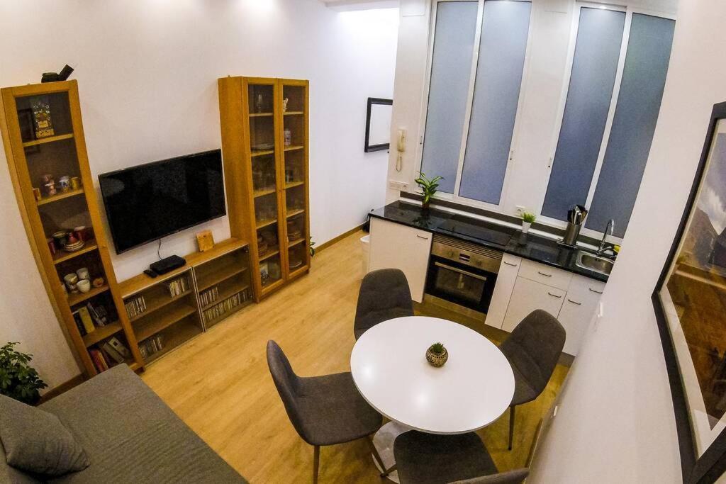 Piso Vip Anton Martin. Madrid Centro. Apartment Екстериор снимка