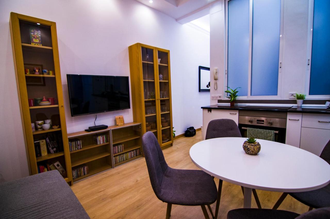 Piso Vip Anton Martin. Madrid Centro. Apartment Екстериор снимка