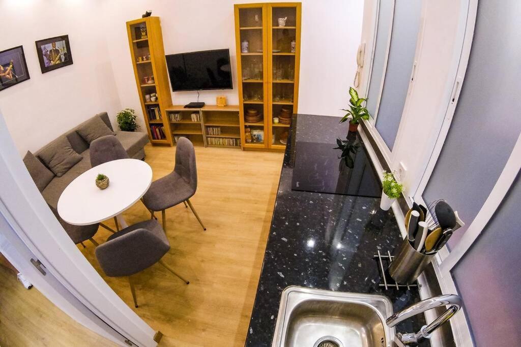 Piso Vip Anton Martin. Madrid Centro. Apartment Екстериор снимка
